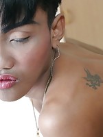 beautiful blonde shemales